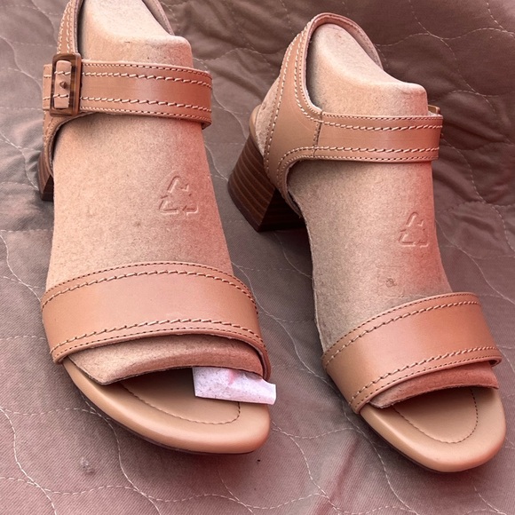 Clarks Shoes - Clarks Tan Open-Toe Heeled Sandals